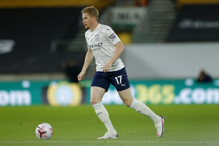 西甲战报：亚马尔传射，奥尔莫双响，巴塞罗那3-1阿拉维斯